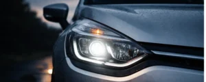 ampoule-phare-avant-clio-4-allumee.jpg