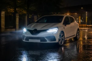 ampoule LED Renault Clio 5 kit H7 H4 installation phare